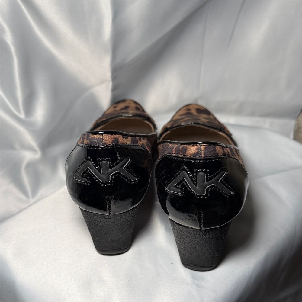 Anne Klein Sport Animal Print Loafers with Black Details - Picture 4 of 5